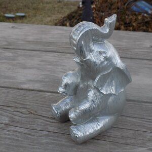 SITTING ELEPHANT TRUNK UP AFRICAN HOME DECOR, *